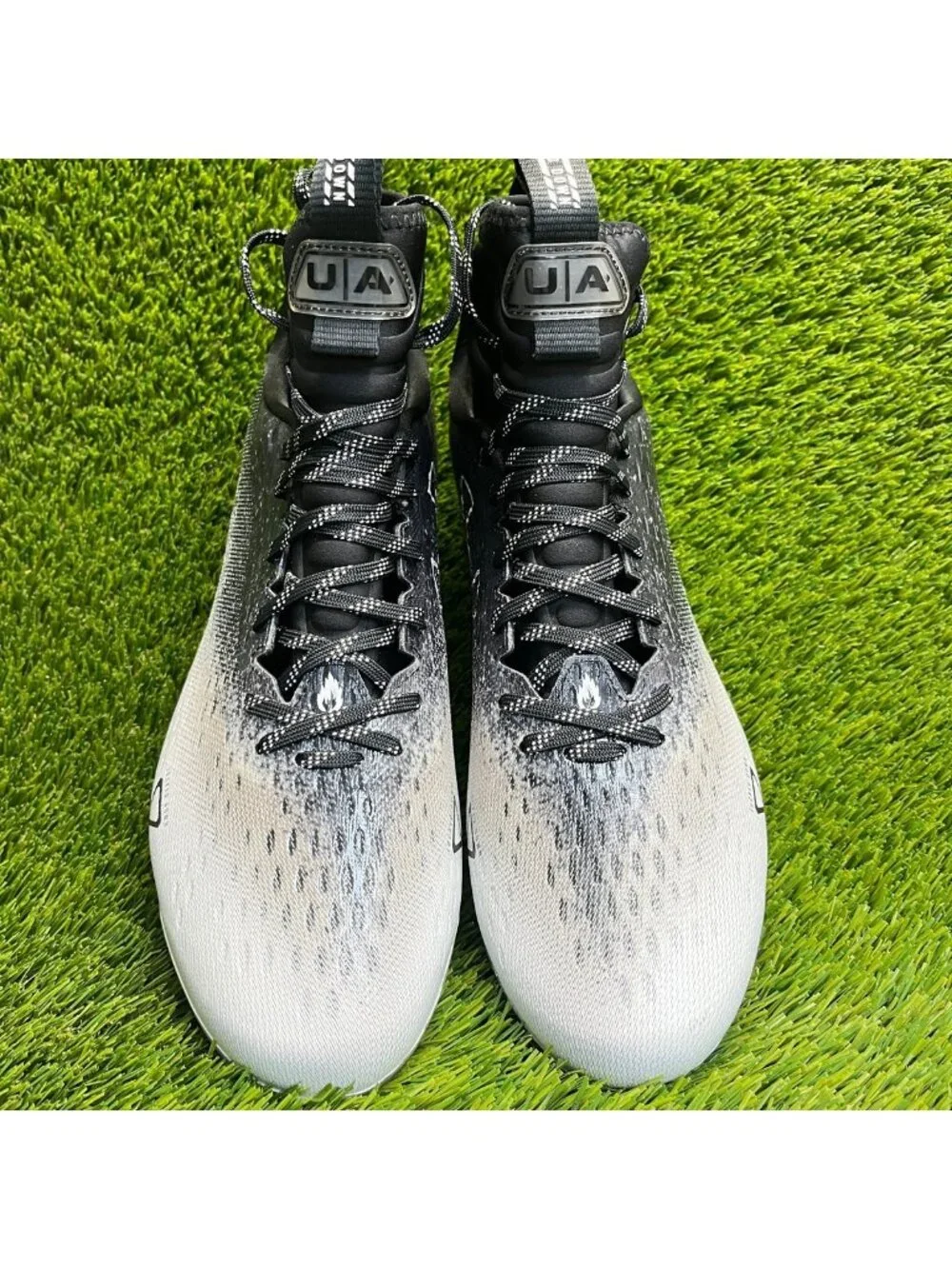 Under Armour Spotlight Lux MC 2.0 Mens Size 13 Black White Football Cleats